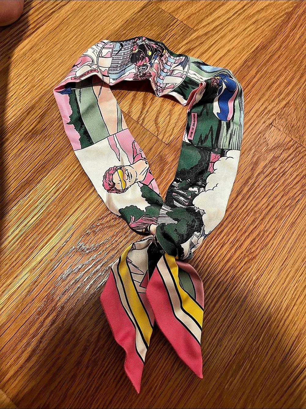 Hermès WOW Twilly Scarf Silk in Pink & Green